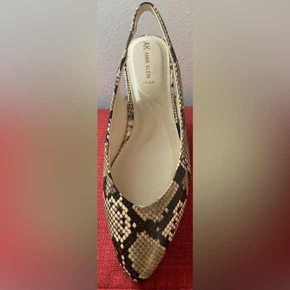 ANN KLEIN Shoes - NWT…ANN KLEIN WOMENS SNAKESKIN SLINGBACK FLATS
